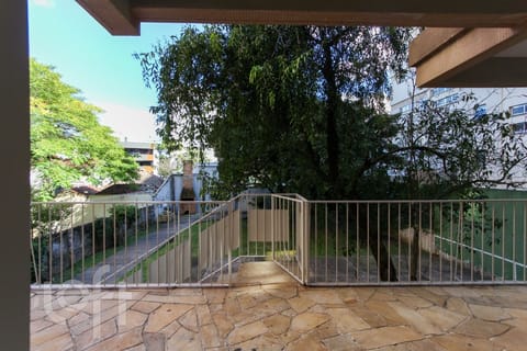 Image 27 - 227464